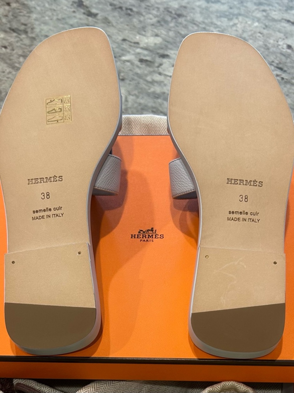 Authentic Hermes Oran Sandal - Light Blue (Bleu Glacier) - Never Worn - Picture 9 of 9